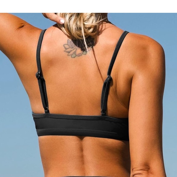 NEW • Cupshe Swimsuit Set Top Size M & Bottoms Size S - Picture 8 of 9